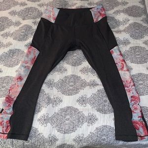 Calia by Carrie Underwood Workout Capri